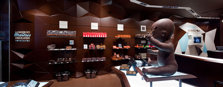 طراحی دکوراسیون داخلی شکلات فروشی (1)